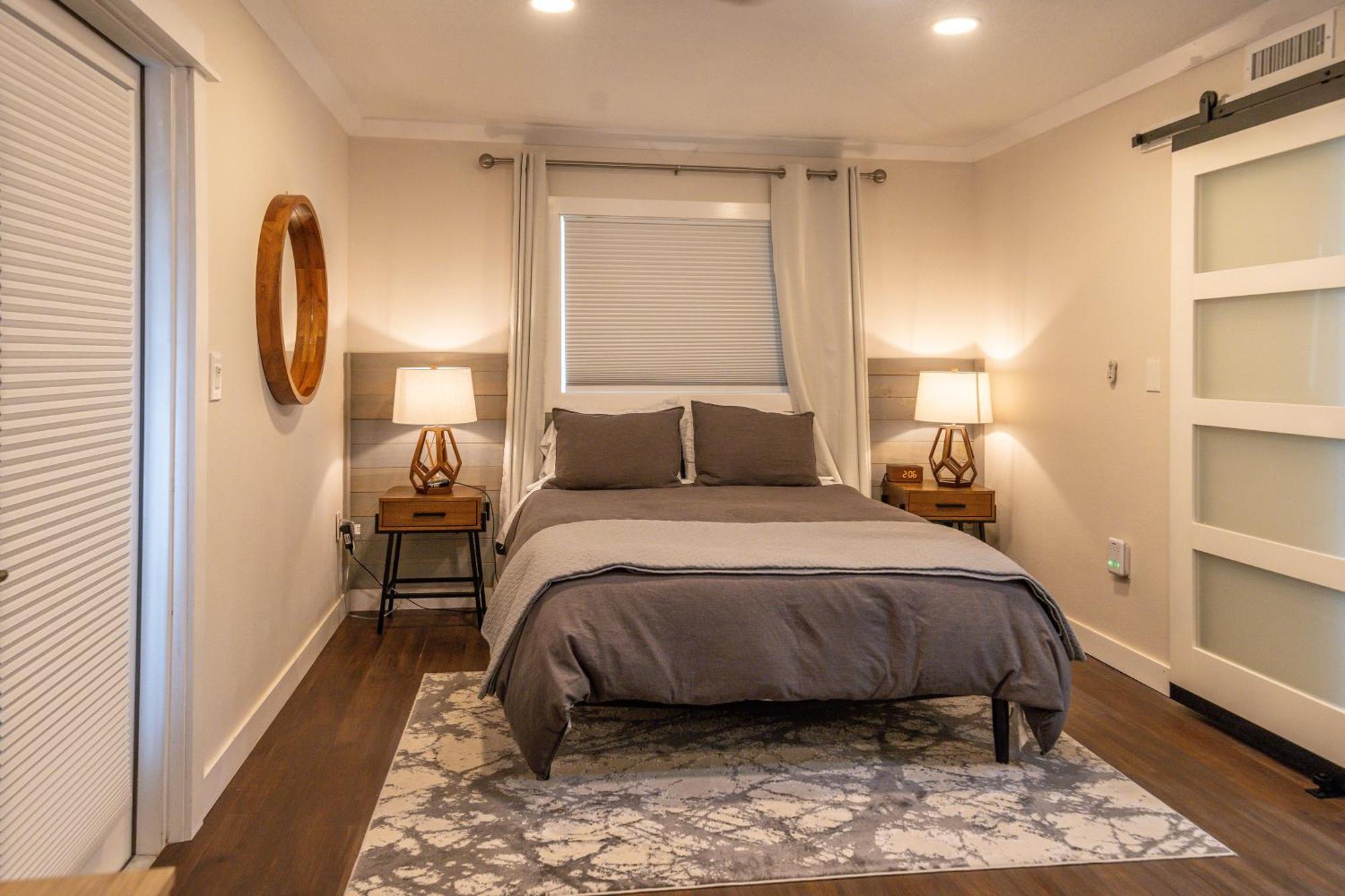 Shares Courtyard Luxury Apt - New! Rockledge Exterior foto